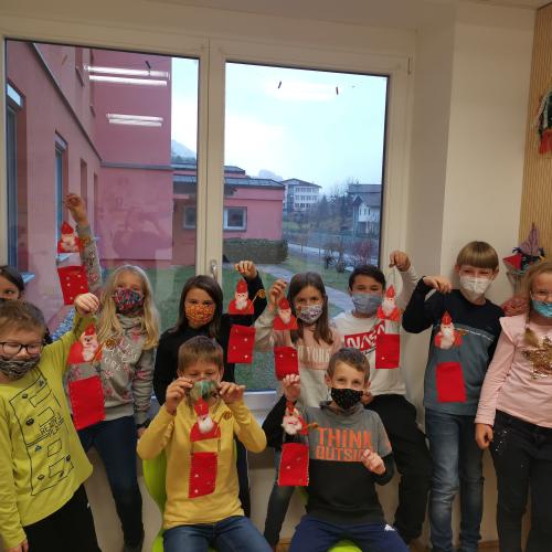 Die Werkgruppe 1 mit ihren Nikolaussäckchen