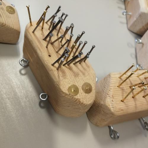 Igel aus Holz