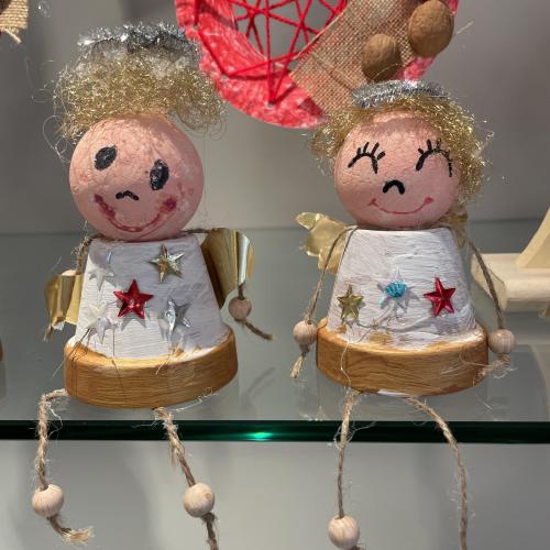 Engel und Nikoläuse