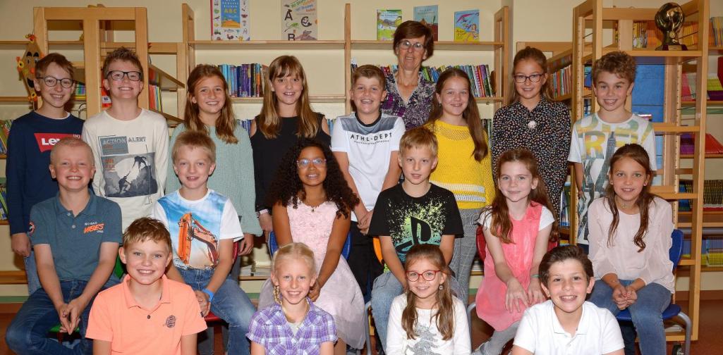 Klassenfoto der 4b